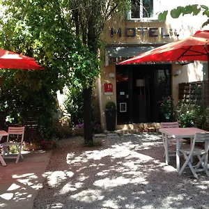 Hotel L'eau Des Collines